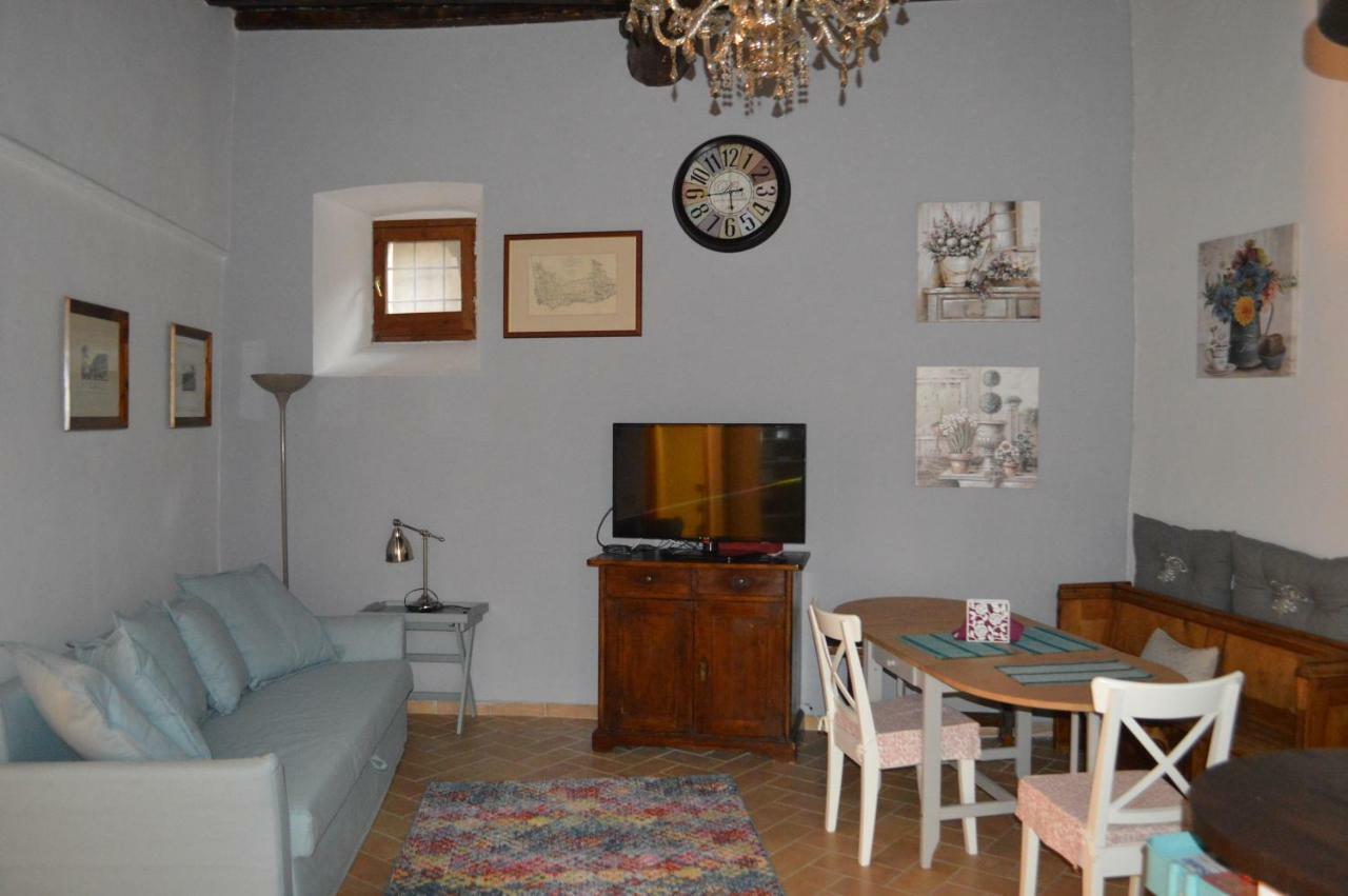 Appartamento In Centro Spoleto Exteriör bild